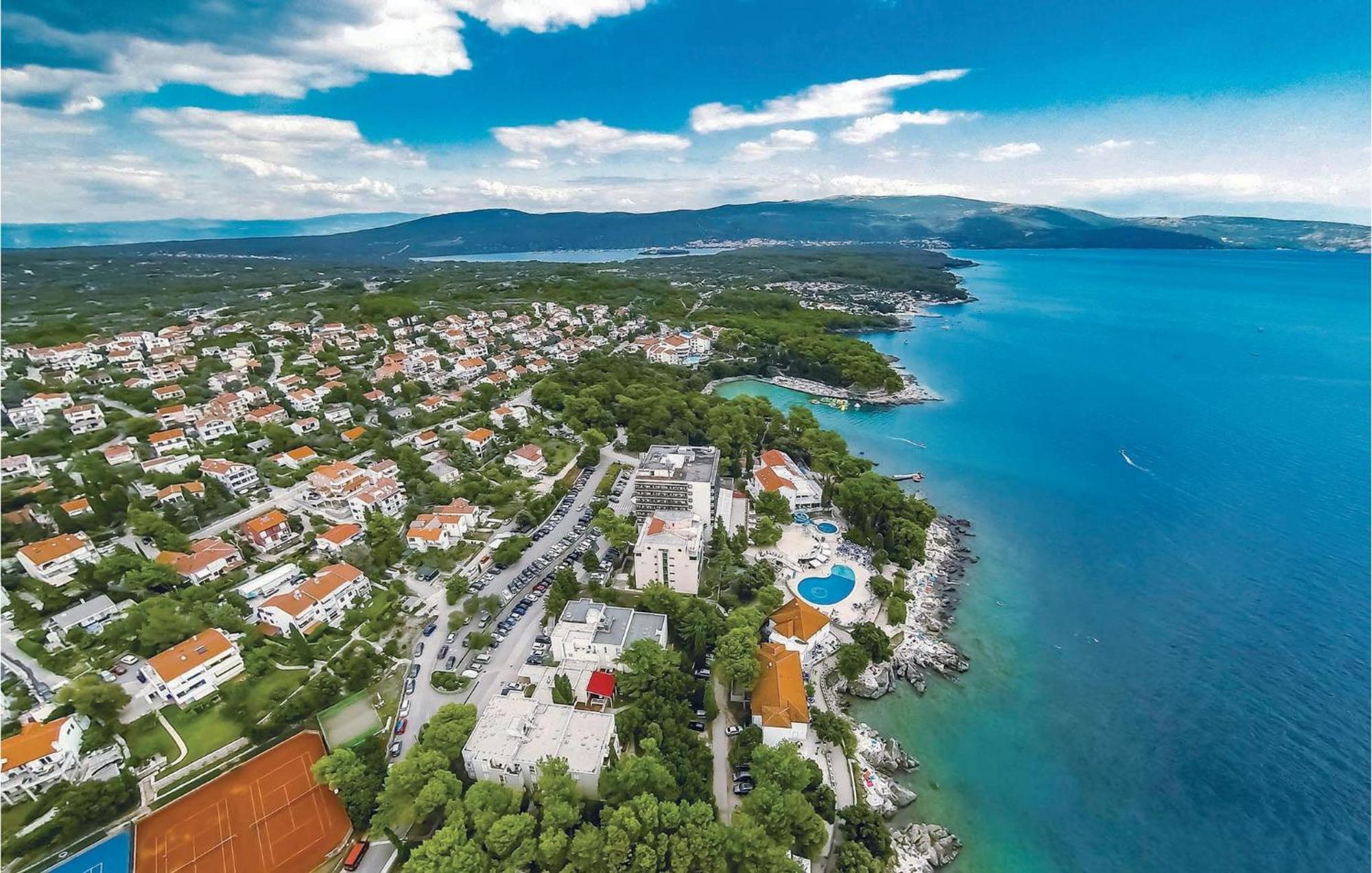 2 Bedroom Gorgeous Home In Baska エクステリア 写真