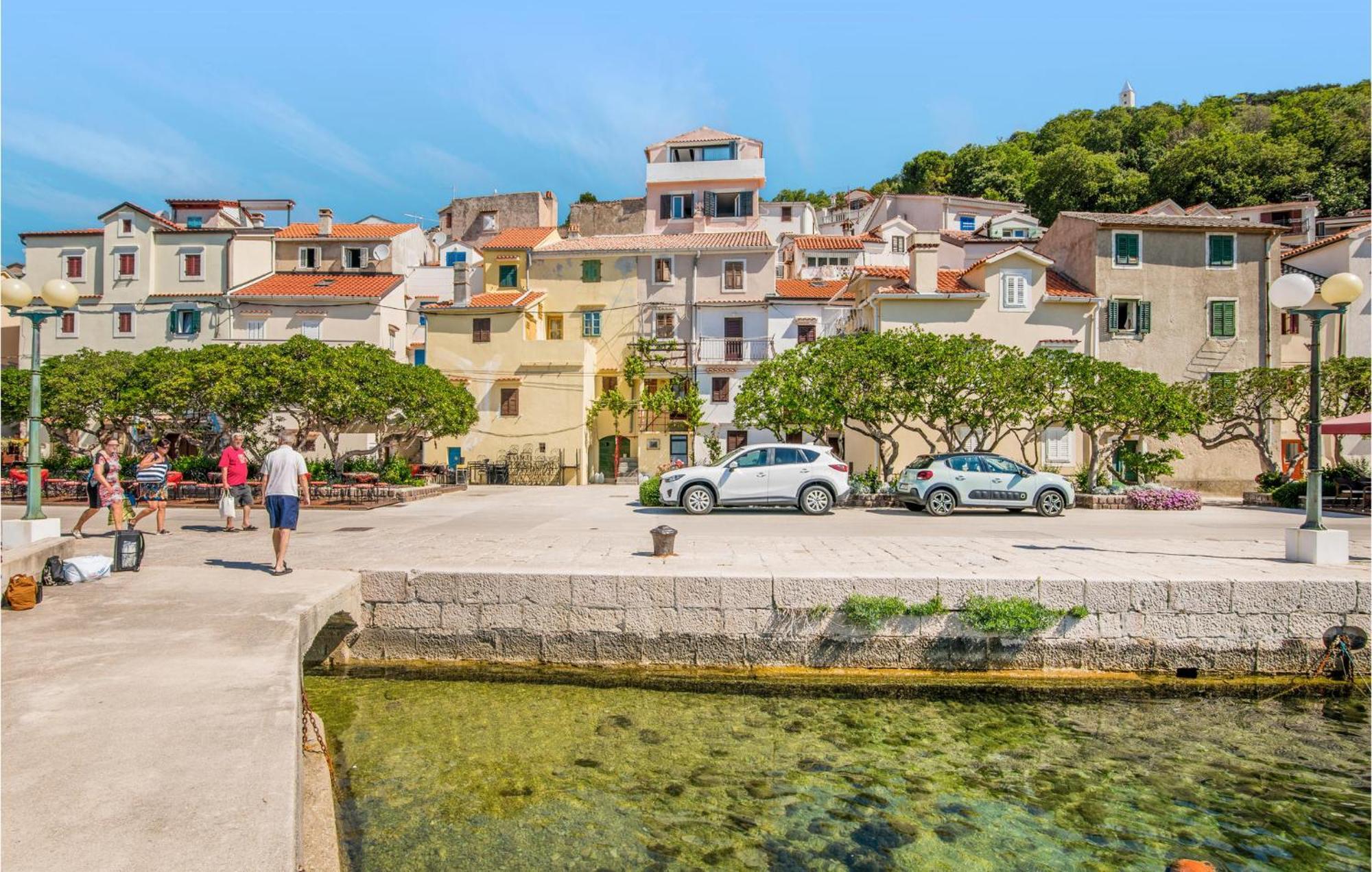 2 Bedroom Gorgeous Home In Baska エクステリア 写真