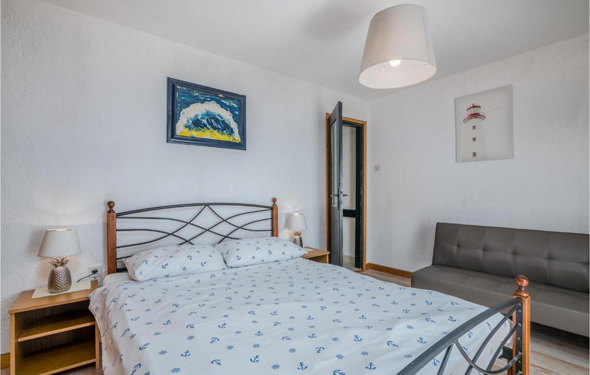 2 Bedroom Gorgeous Home In Baska エクステリア 写真